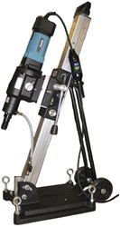 Makita DBM230X 230 V Diamantboormachine nat Met Boorstandaard (Doos)